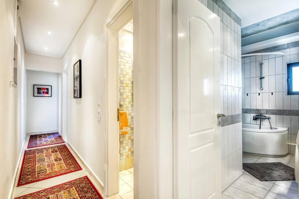 Spacious Apartment In Glyfada Close To The Sea Athene Buitenkant foto